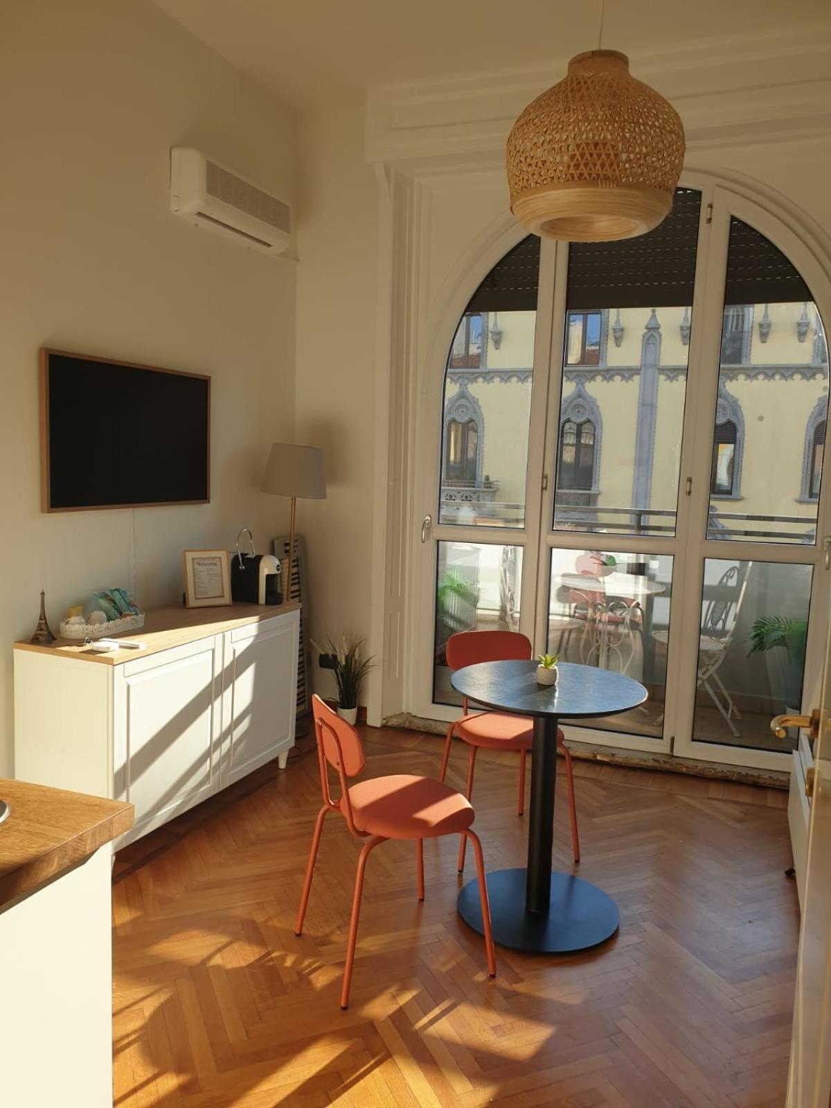 Apartamento Elegante Monolocale - Pecchio 1930 Milán Exterior foto